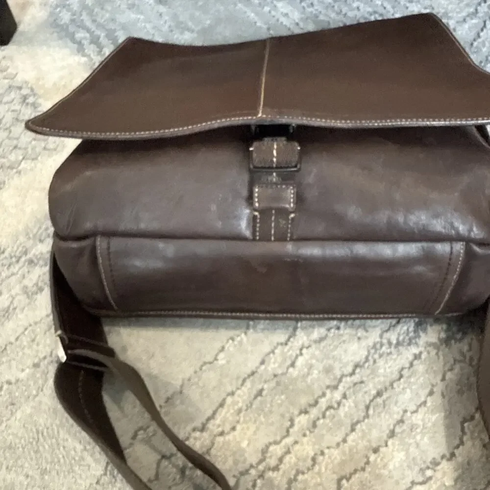 Coach #05A02 Leatherware Messenger Crossbody Dark Brown Laptop Bag X